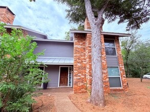 Building Photo - 4520 Depew Ave