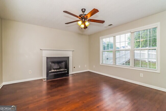 Foto del edificio - 391 Greystone Pkwy