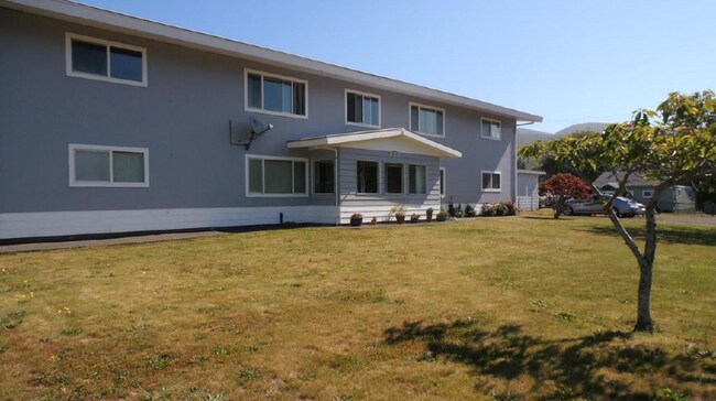 Foto del edificio - 222 N Beacon St