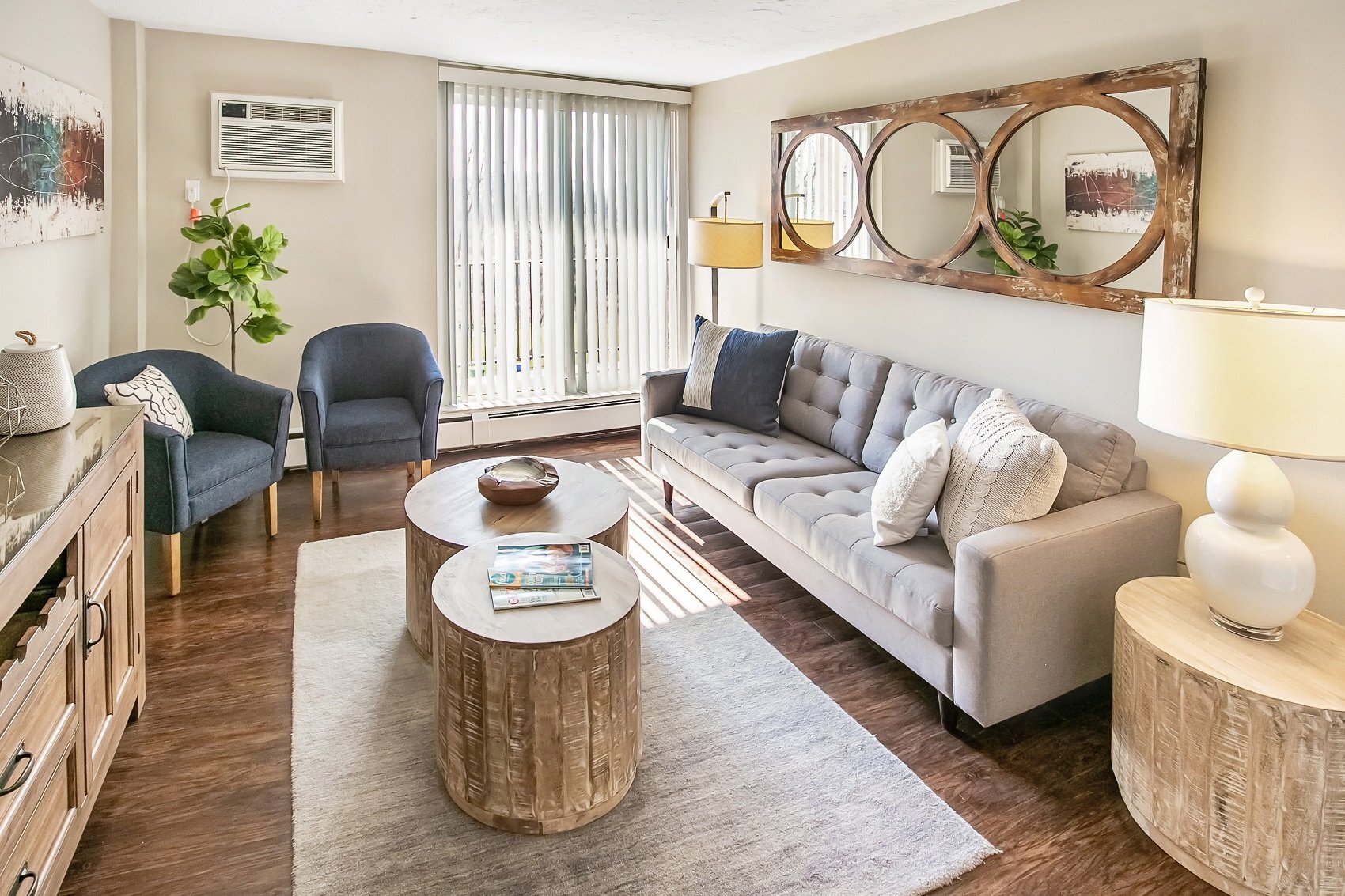 Solon Club Apartment Homes – photo 1 of 43
