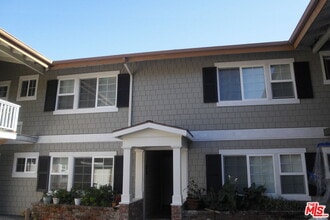 Building Photo - 22852 Pacific Coast Hwy