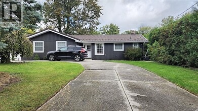 Building Photo - 8468 Defore Dr
