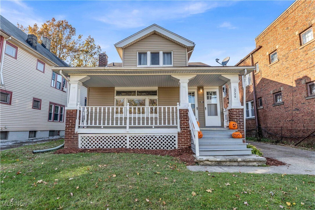 3746 W 140th St Cleveland, OH 44111 – photo 1
