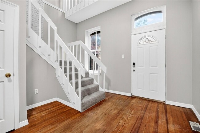 Building Photo - 2352 S 10th St