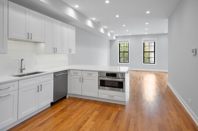 Foto del edificio - 1339 N Noble St