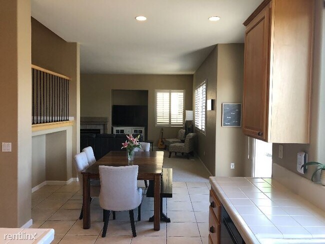 Building Photo - 4 br, 3 bath House - 5772 Owl Light Ter