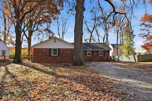 Foto del edificio - 3329 Melbourne Cir