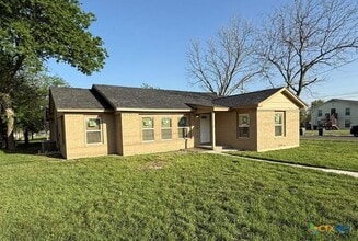 Building Photo - 1300 N 2nd St