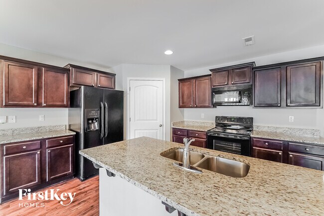 Building Photo - 4764 Deer Foot Cove
