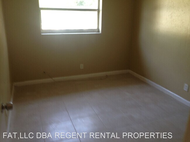 Building Photo - 3 br, 2 bath House - 1522 NW 8 AVE