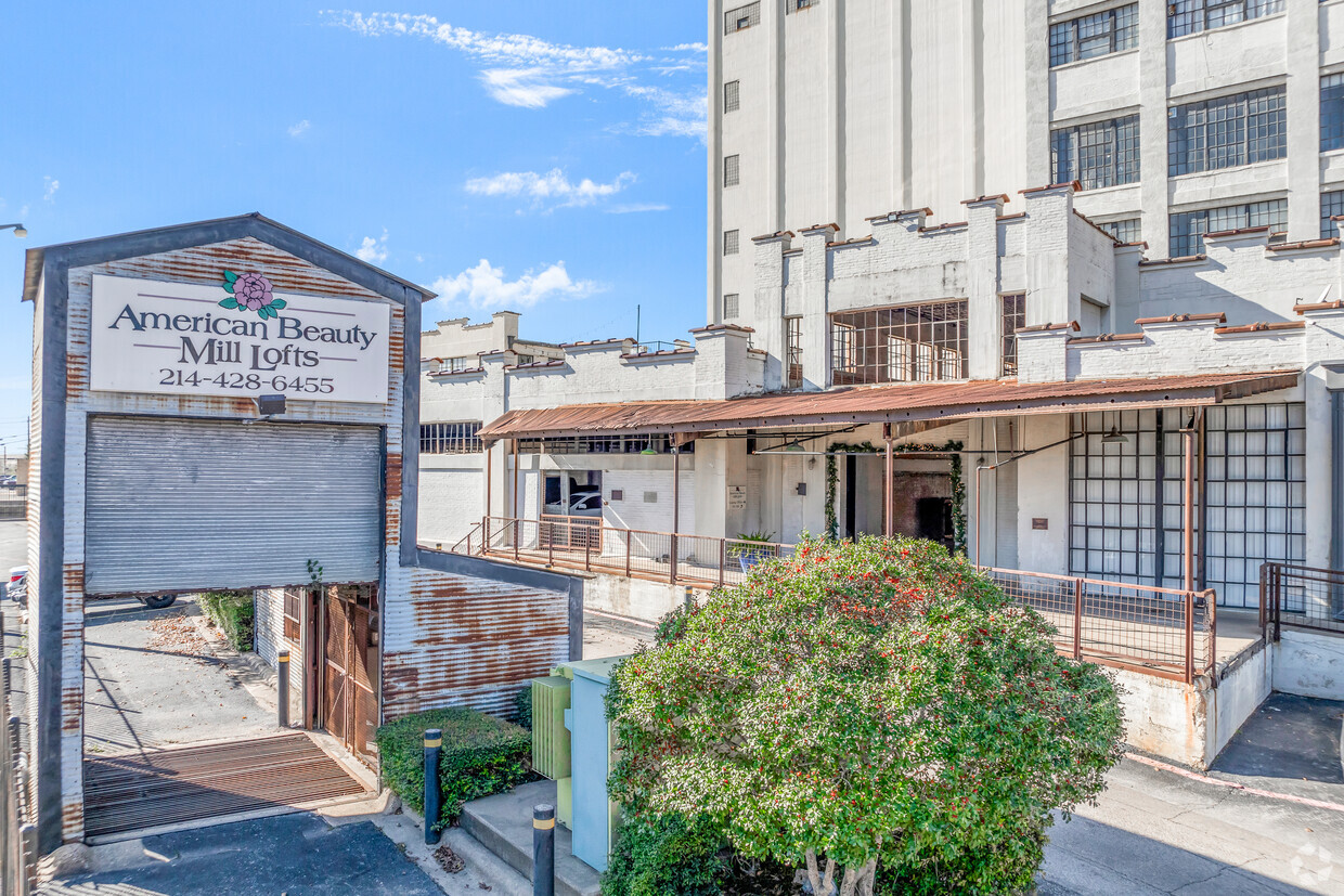 Primary Photo - American Beauty Mill Lofts