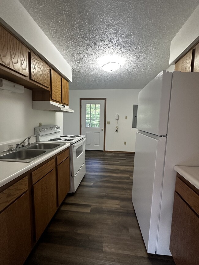 Foto del edificio - 106 Sharon Dr