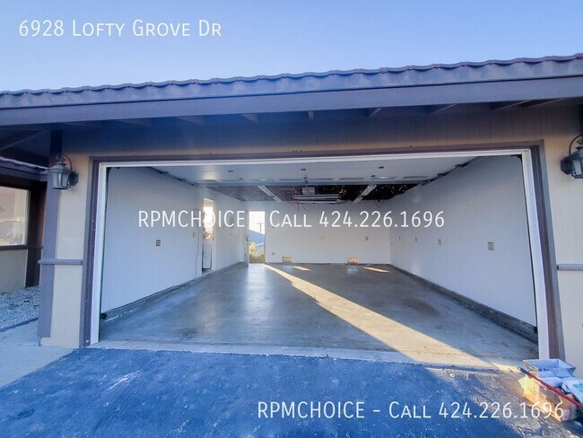Foto del edificio - 6928 Lofty Grove Dr