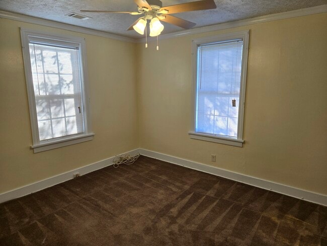 Foto del edificio - 1315 Beman St