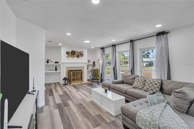 Photo - 1212 63rd St NW House