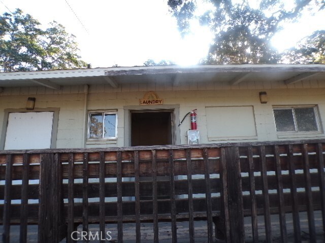 Foto del edificio - 10920 Lakeshore Dr