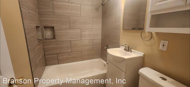 Building Photo - 2 br, 1 bath House - 2555 N Somerset