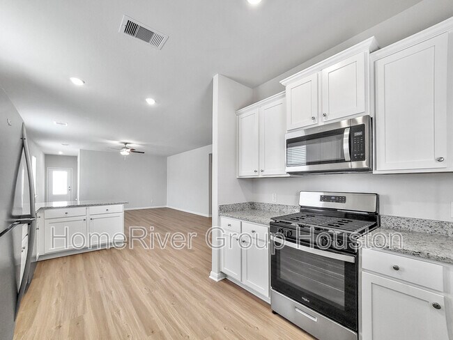 Foto del edificio - 2506 Green Jasper Dr