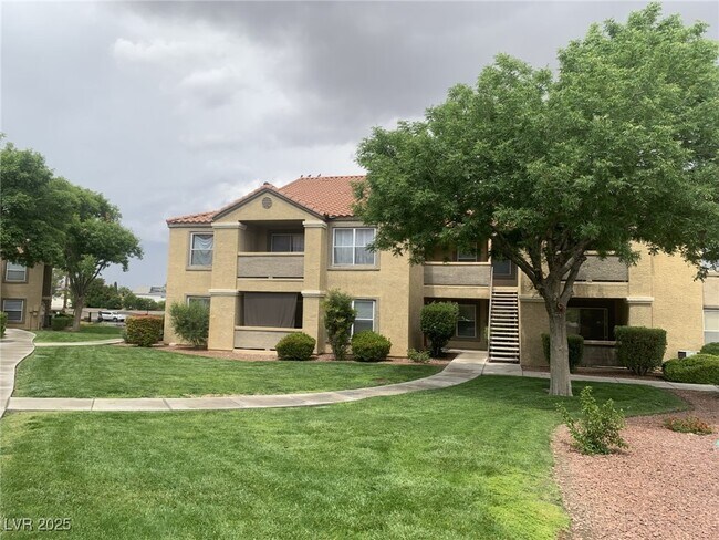 Foto del edificio - 2300 E Silverado Ranch Blvd