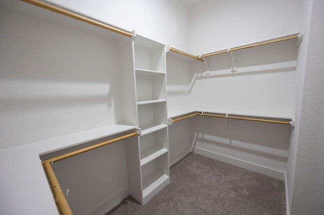 Foto del edificio - 868 E 35th St