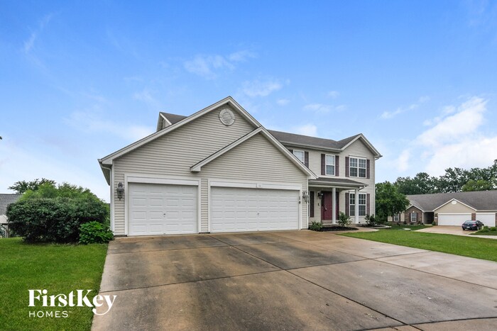 Primary Photo - 10 Crystal Stream Ct