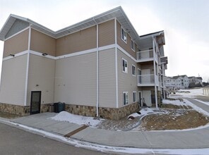 Building Photo - 2821 Ithaca Dr