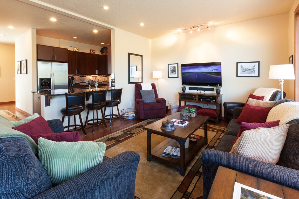 Foto principal - 2251 Clearwater Ln