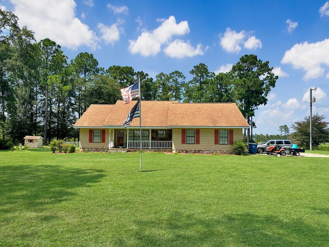 Primary Photo - 3bd 2ba Home for Rent on Empire Rd