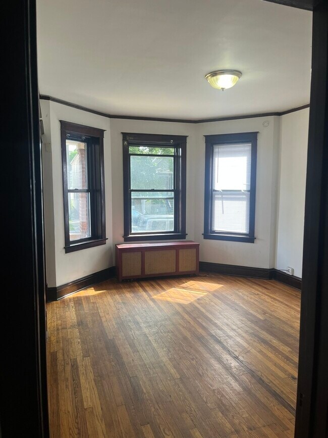 Foto del edificio - 8548 S Manistee Ave