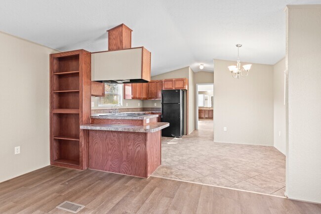 Foto del edificio - 15704 Country Way