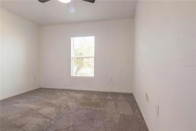 Building Photo - Southside of Lakeland - Minutes from Count...