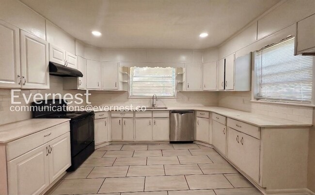 Foto del edificio - 2120 47th Place Ensley