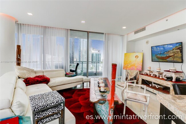 Foto del edificio - 92 SW 3rd St