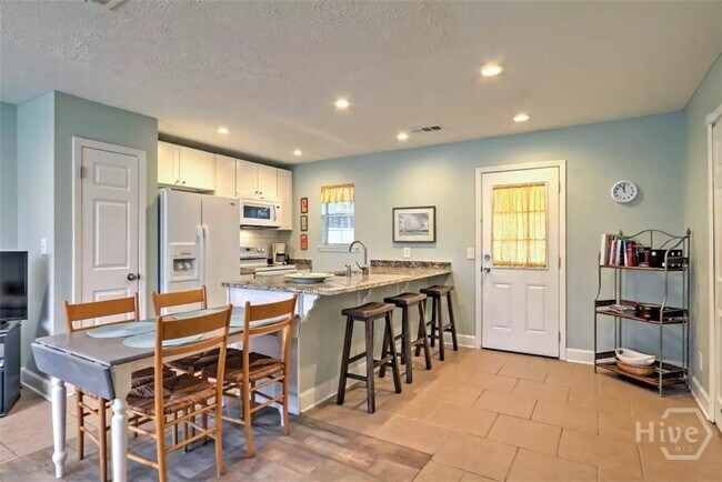 Foto del edificio - 130 Ropemaker Ln