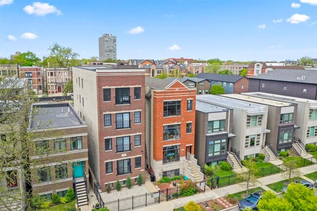 Foto del edificio - 4820 S Champlain Ave