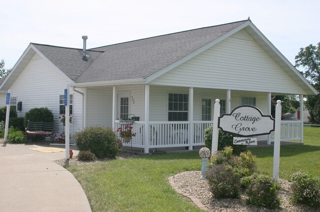 Building Photo - Cottage Grove Apartments