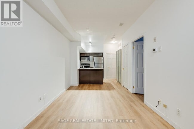Building Photo - 38-638 Stadium Rd