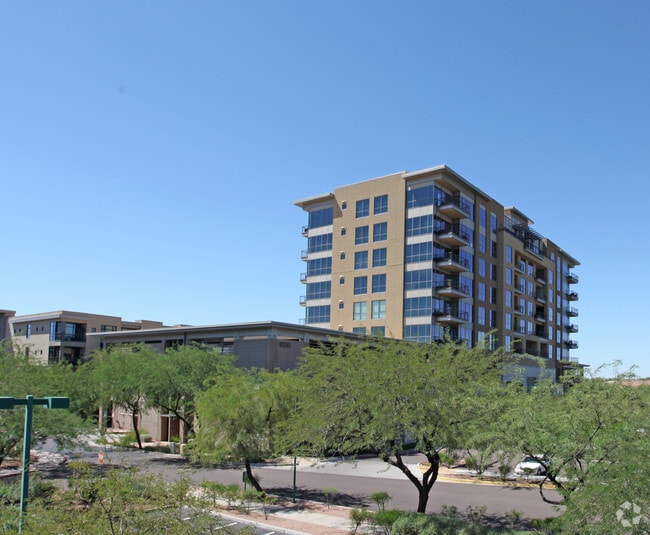 Plaza Lofts @ Kierland Commons