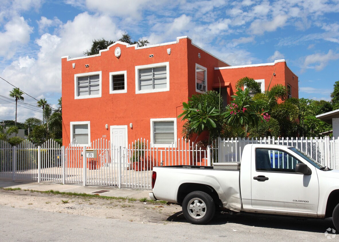 Building Photo - Havanna Inn