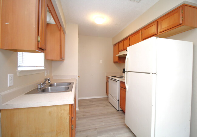 Foto del edificio - 3-Bedroom Patio Home in SW Pensacola – Con...