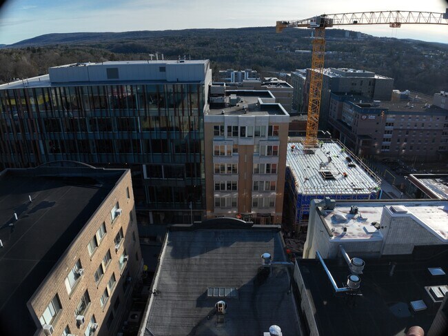 Exterior 3D - Dryden South