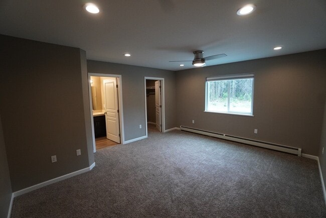 Foto del edificio - New 3 Bedroom Wasilla Townhouse!