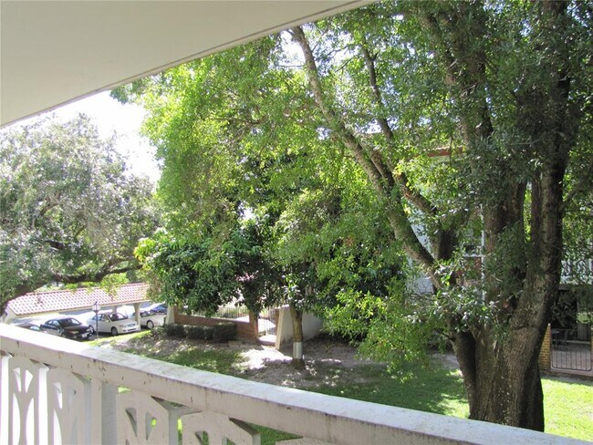 Building Photo - 2630 Pearce Dr