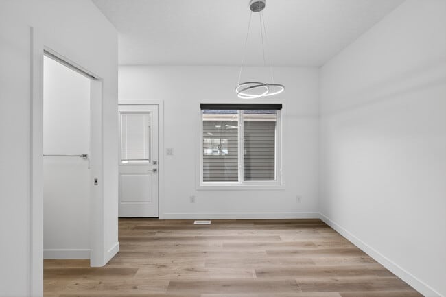 Building Photo - 28 Renwyck Pl