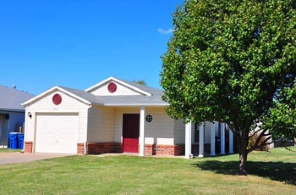 2515 Southeast 4th Street, Bentonville, AR 72712 House Rental in