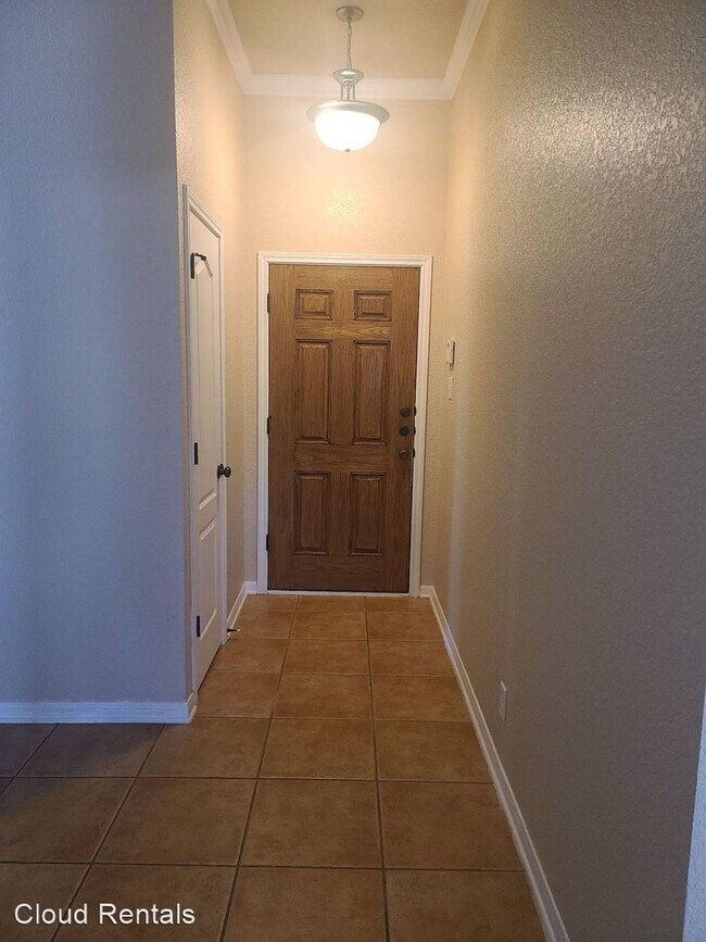 Building Photo - 4 br, 2 bath House - 2601 Lavender