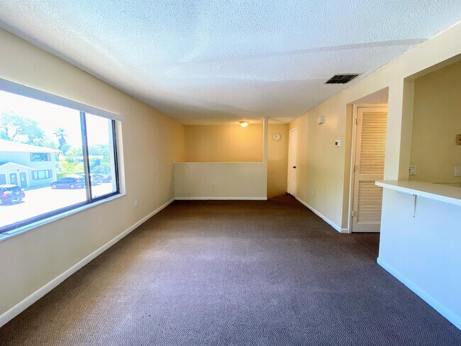 Building Photo - 1409 Alpine Rd