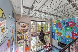 Building Photo - 5626 Deer Creek Falls Ct