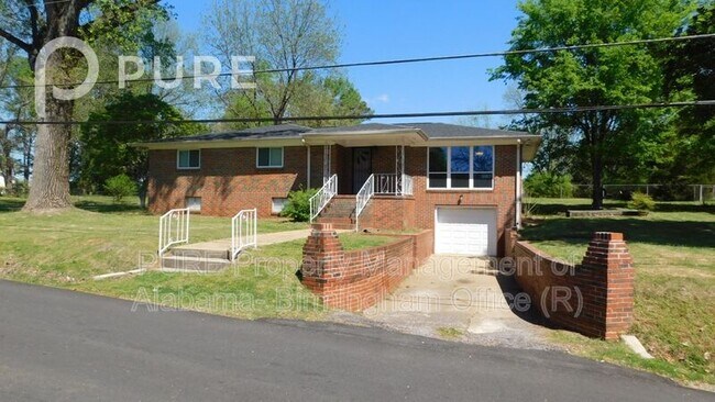 Building Photo - 324 Gloria Dr