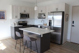 Interior Photo - The Jordan